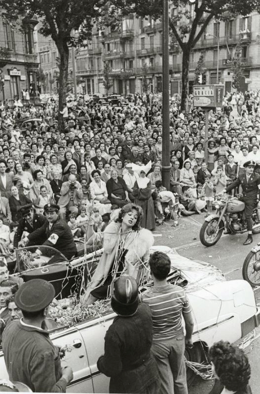 BARCELONA...HOMENAJE A CARLOS PÉREZ DE ROZAS MASDÉU, FOTOGRAFO...27-04-2013...2000 POST, MUCHAS GRACIAS A TOD@S AMIGOS...