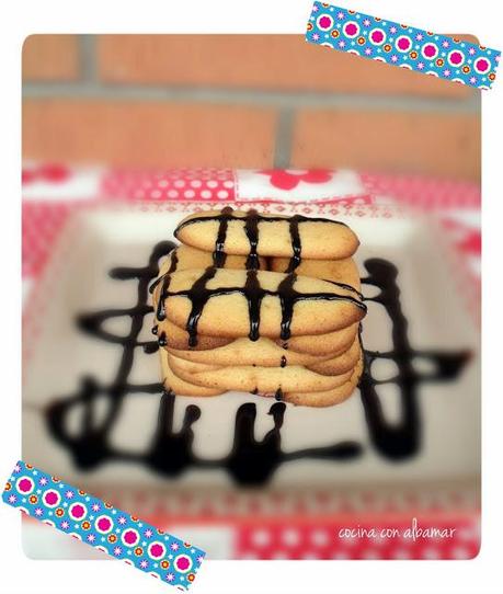 LENGUAS DE GATO LENGUAS DE GATO