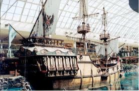 West Edmonton Mall (WEM)