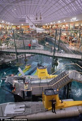 West Edmonton Mall (WEM)