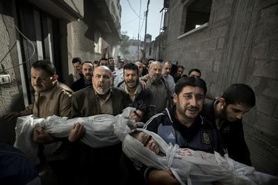 Muestra recoge las fotografías premiadas en el World Press Photo 2013 Gaza Burial / Paul Hansen