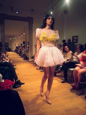 Emy Teruel apoyando la moda española de Alta Costura en la Gran Noche de ALALÁ