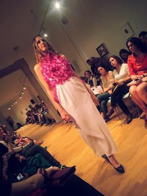 Emy Teruel apoyando la moda española de Alta Costura en la Gran Noche de ALALÁ