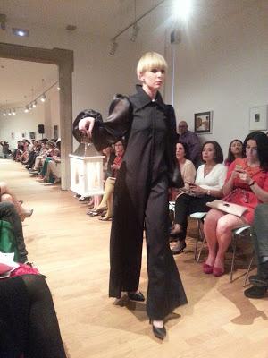 Emy Teruel apoyando la moda española de Alta Costura en la Gran Noche de ALALÁ