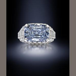 Exceptional Blue Diamond !!