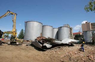 Ensayo sobre el pensamiento rudimentario (V). El desafío. Ls forja de un hijo de puta.