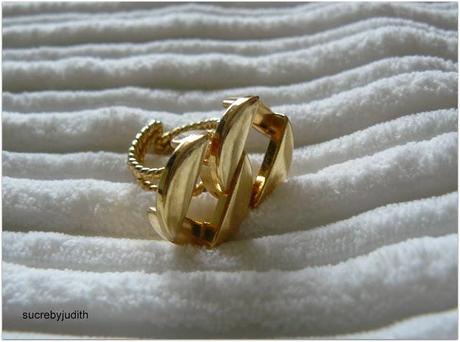 SOME JEWELRY SOME JEWELRY