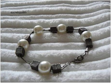 SOME JEWELRY SOME JEWELRY