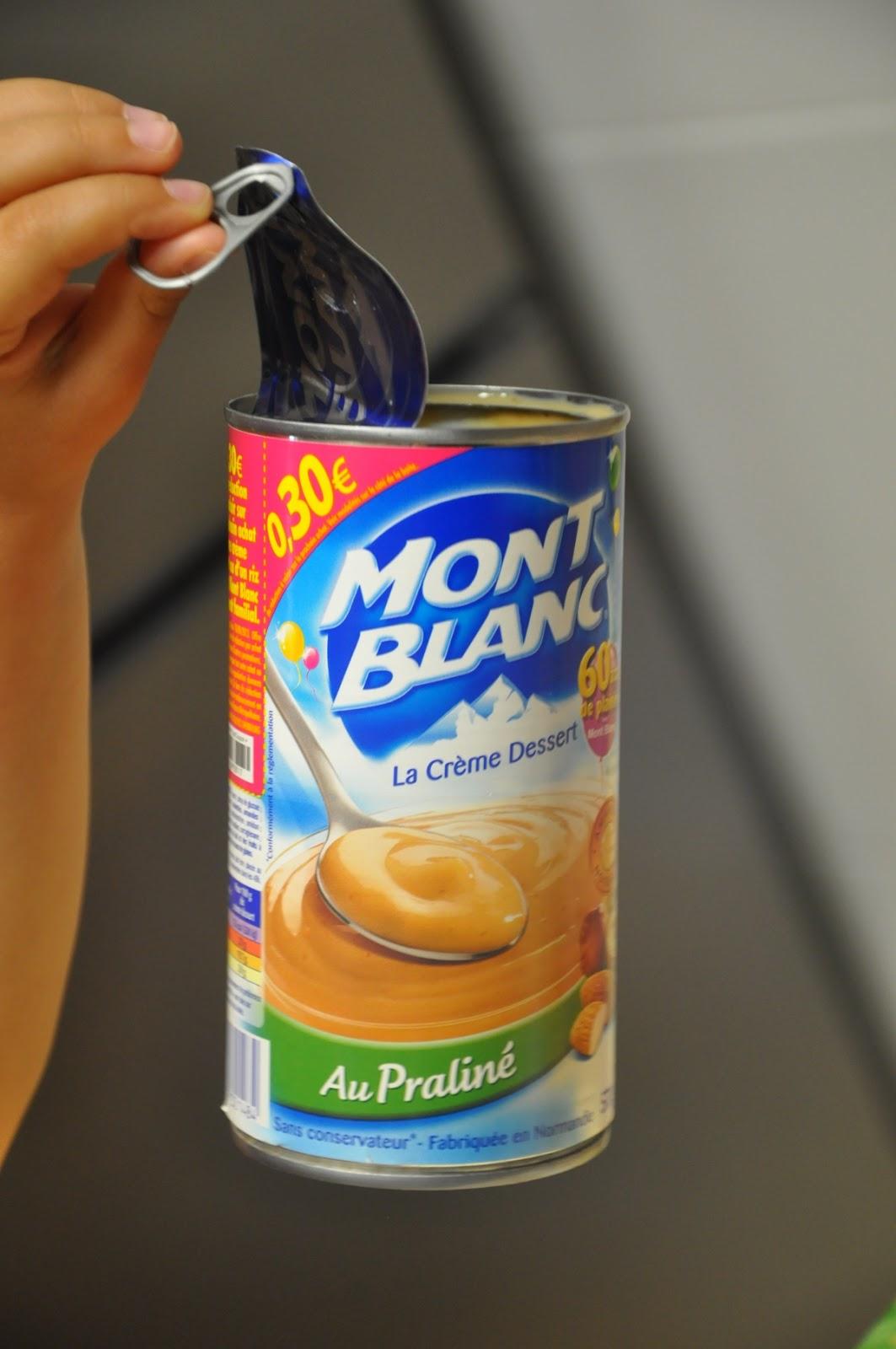 Tarta De Tortitas, Rellena De Nata Con Salsa Praliné