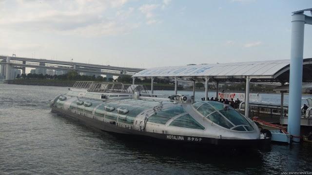 Paseo en Barco por el rio Sumida, Museo de cera en Odaiba y Takoyakis infinitos
