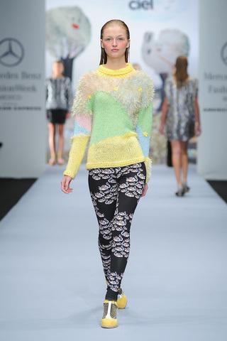 alejandra_quesada_pasarela_73481588_320x480