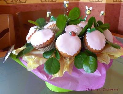 Regalo día de la Madre II (Regadera de magdalenas campestre)