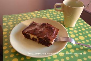 BROWNIE DE CHOCOLATE Y QUESO