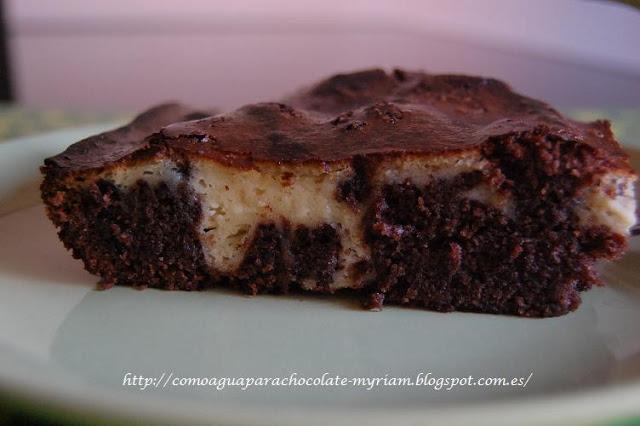 BROWNIE DE CHOCOLATE Y QUESO