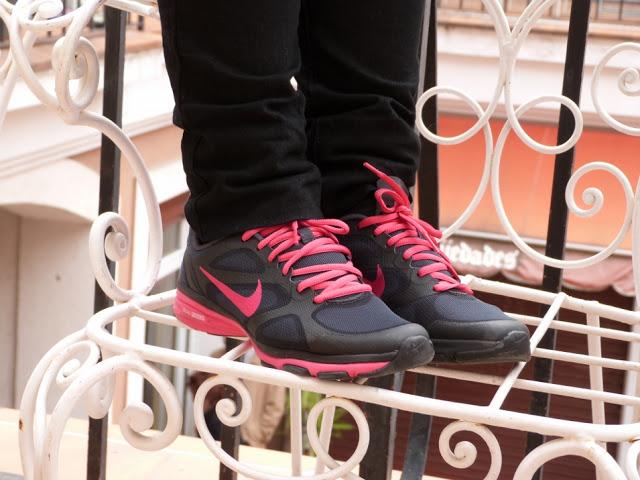 De paseo por el rastro de Madrid con mis nuevas Nike
