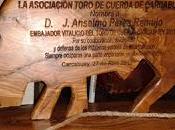 Anselmo perea ejerce como embajador toro cuerda carcabuey