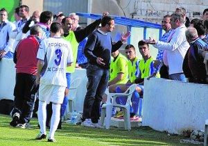 Riña entre el Caravaca y La Unión por una presunta agresión al técnico Lillo