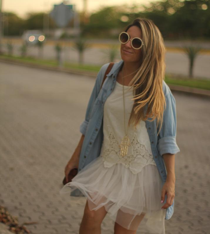 white boho dress Mónica Sors Mes Voyages à Paris Fashion blog, México (6)