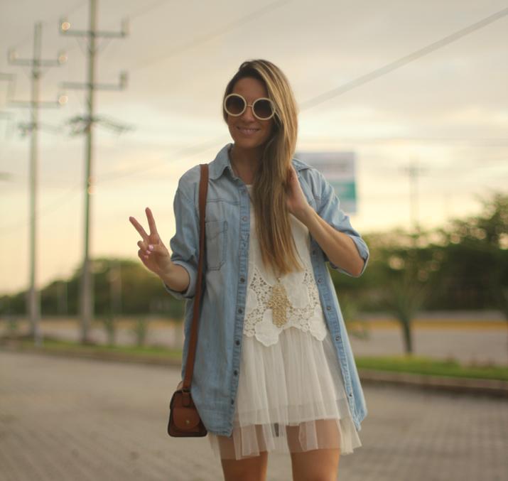 white boho dress Mónica Sors Mes Voyages à Paris Fashion blog, México (2)
