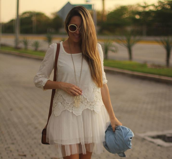 white boho dress Mónica Sors Mes Voyages à Paris Fashion blog, México (13)