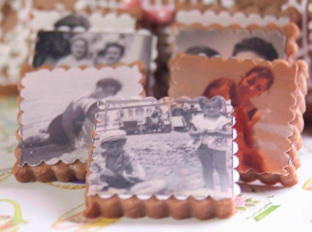 CAJA DE  GALLETA DECORADA III Y GALLETAS CON FOTOS