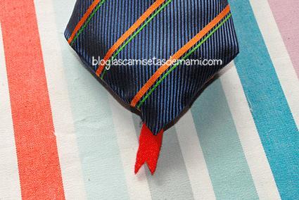 12 meses 12 retos: Una serpiente hecha con corbata serpiente-corbata-7