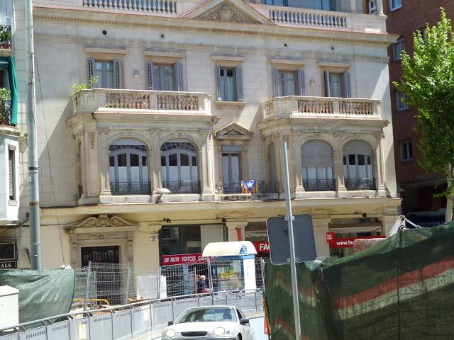 BARCELONA...PLAÇA GALA PLACIDIA Y LESSEPS...1927-2013...30-04-2013...