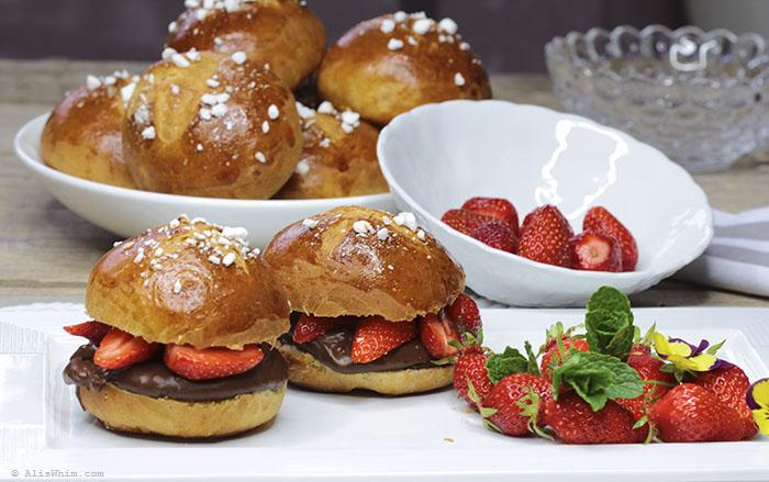 brioche with chocolate and strawberries