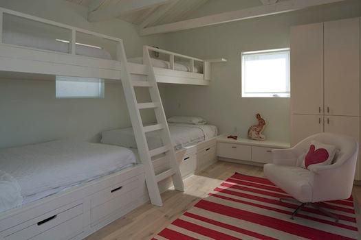 Una casa junto al río en las afueras de Austin, TX