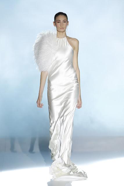 Rosa Clará 2014 Collection: feminidad, romanticismo y un estilo chic inunda la Pasarela Gaudí