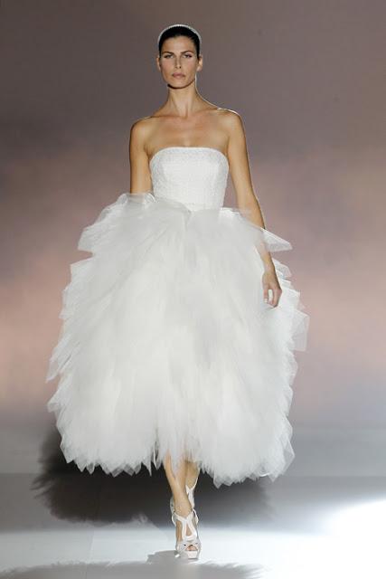 Rosa Clará 2014 Collection: feminidad, romanticismo y un estilo chic inunda la Pasarela Gaudí