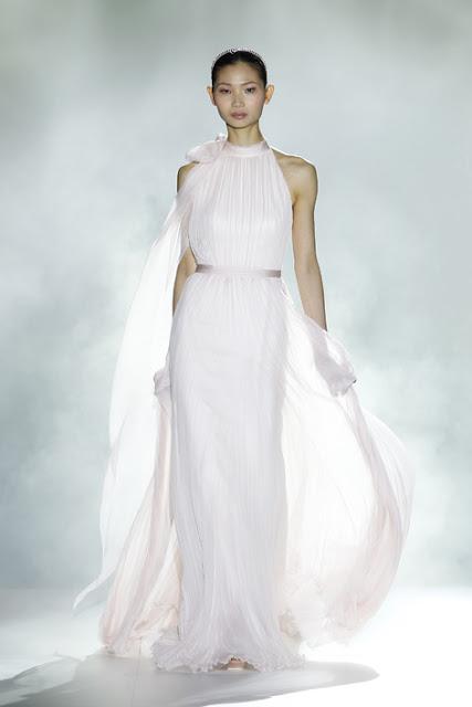 Rosa Clará 2014 Collection: feminidad, romanticismo y un estilo chic inunda la Pasarela Gaudí