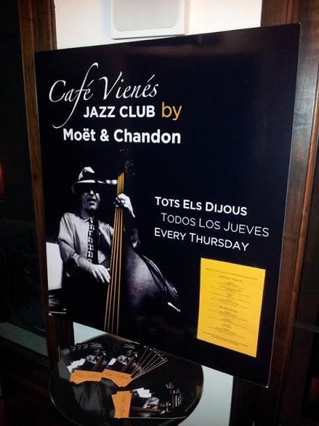 BARCELONA ...CASA FUSTER, DE LLUÍS DOMENCH I MONTANER 1849-1923...Y EL CAFÉ VIENÉS JAZZ CLUB...1-05-2013... BARCELONA ...CASA FUSTER, DE LLUÍS DOMENCH I MONTANER 1849-1923...Y EL CAFÉ VIENÉS JAZZ CLUB...1-05-2013...