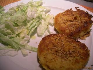 HAMBURGUESAS DE POLENTA, GARBANZOS Y ZANAHORIA