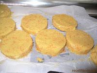 HAMBURGUESAS DE POLENTA, GARBANZOS Y ZANAHORIA