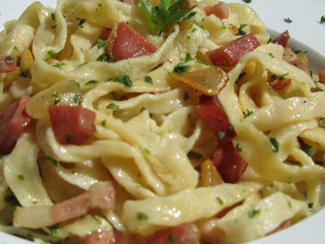 Pasta fresca al ajillo