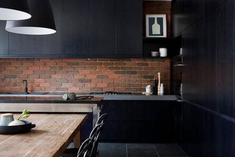 Una cocina muy oscura....