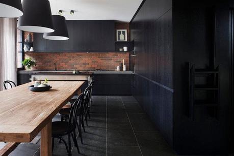 Una cocina muy oscura....