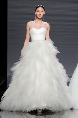 Barcelona Bridal Week 2013 abre con el desfile de Rosa Clará Barcelona Bridal Week 2013 abre con el desfile de Rosa Clará