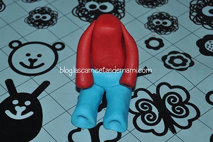 modelar muñeca fondant