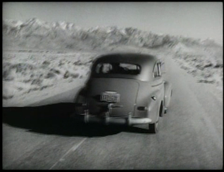 The Hitch-Hiker / El autoestopista