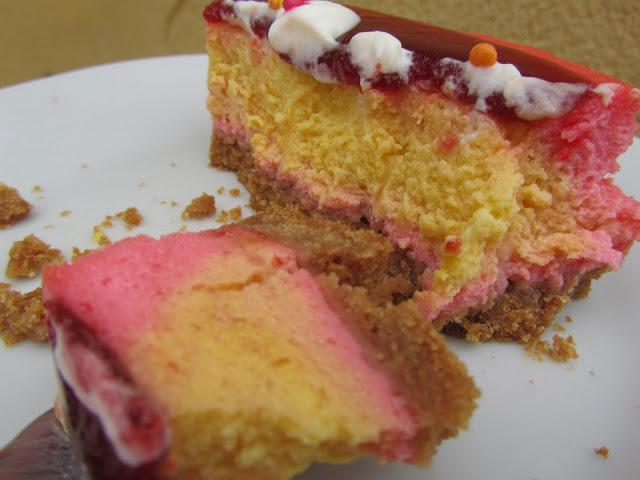 Tarta de queso arco iris