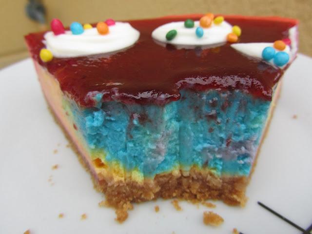 Tarta de queso arco iris