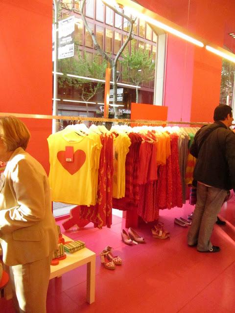 SANT JORDI CON AGATHA RUIZ DE LA PRADA