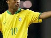 Cracks: Ronaldinho