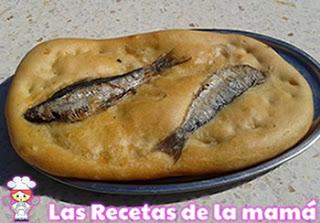 Coca de sardinas