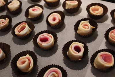 #Diadelatapa. Rulitos de Bacon Ahumado con un toque de Ron Montero.