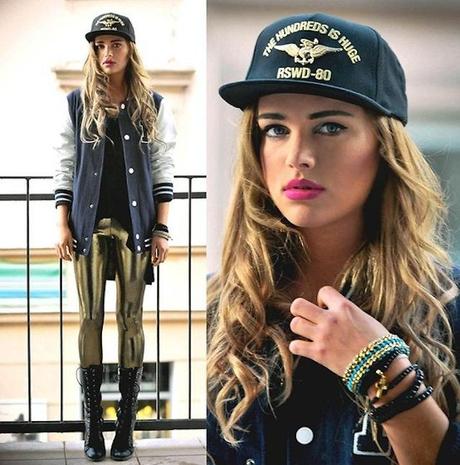 PONTE LA GORRA / PUT THE BASEBALL CAP ON