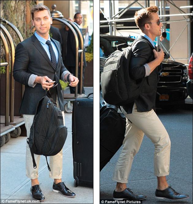 One Direction “Probablemente uno de ellos es gay”, dice Lance Bass