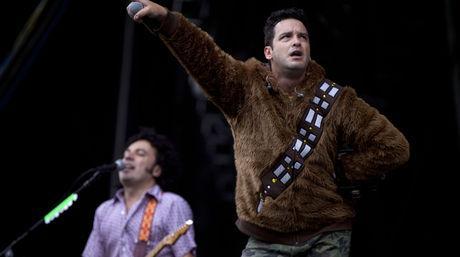 Los Amigos Invisibles estrenan videoclip en toda Latinoamérica